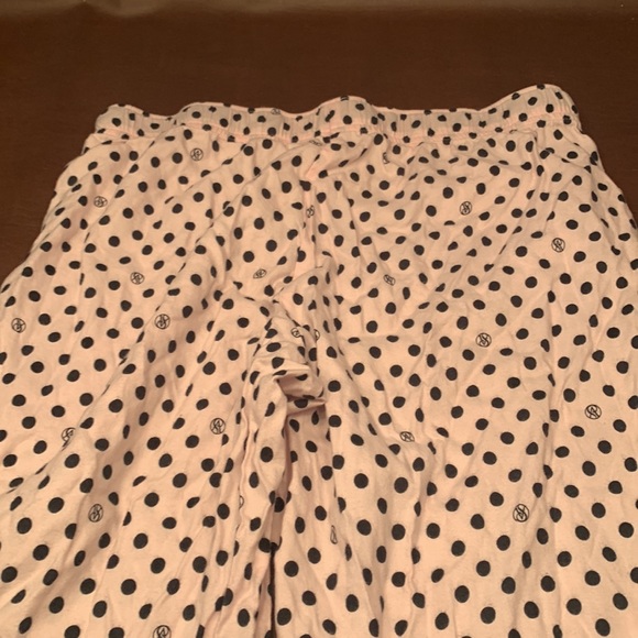 Victoria’s Secret pajama pants small. Pink and black. NWOT. - Picture 5 of 8